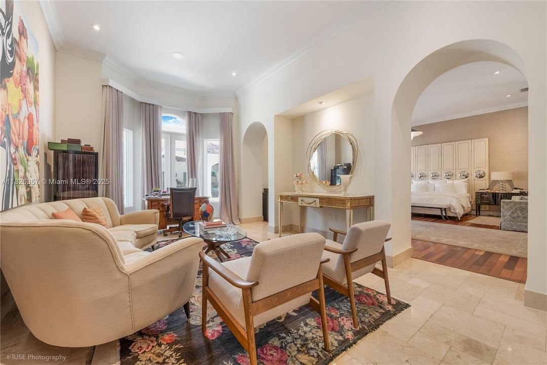 For Rent: $31,500 (6 beds, 6 baths, 7646 Square Feet)