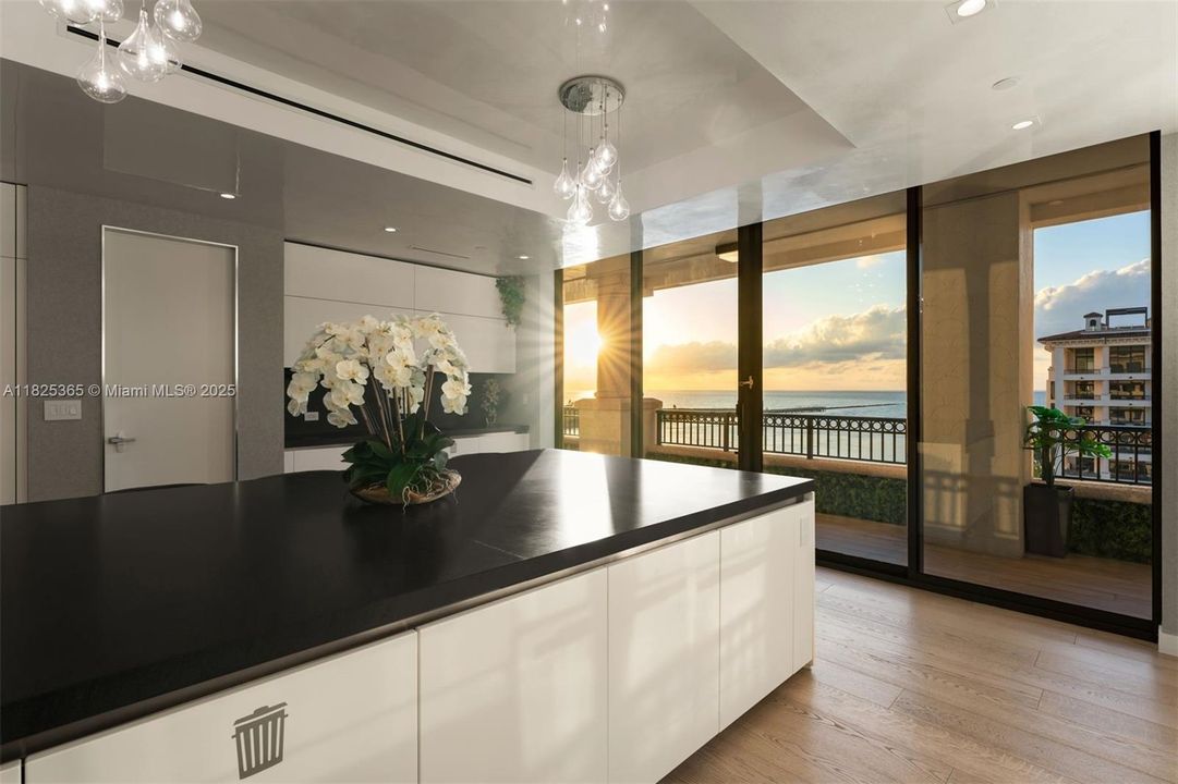 For Sale: $50,000,000 (7 beds, 8 baths, 9852 Square Feet)