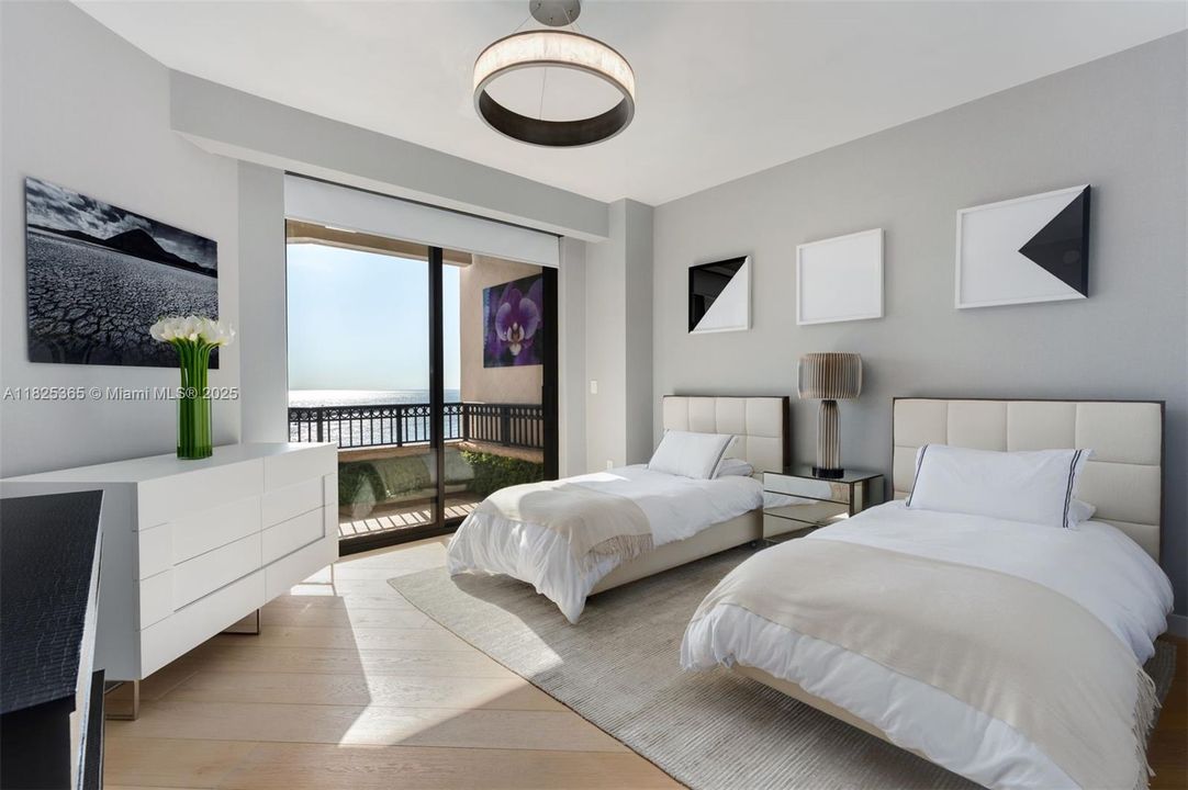 For Sale: $50,000,000 (7 beds, 8 baths, 9852 Square Feet)