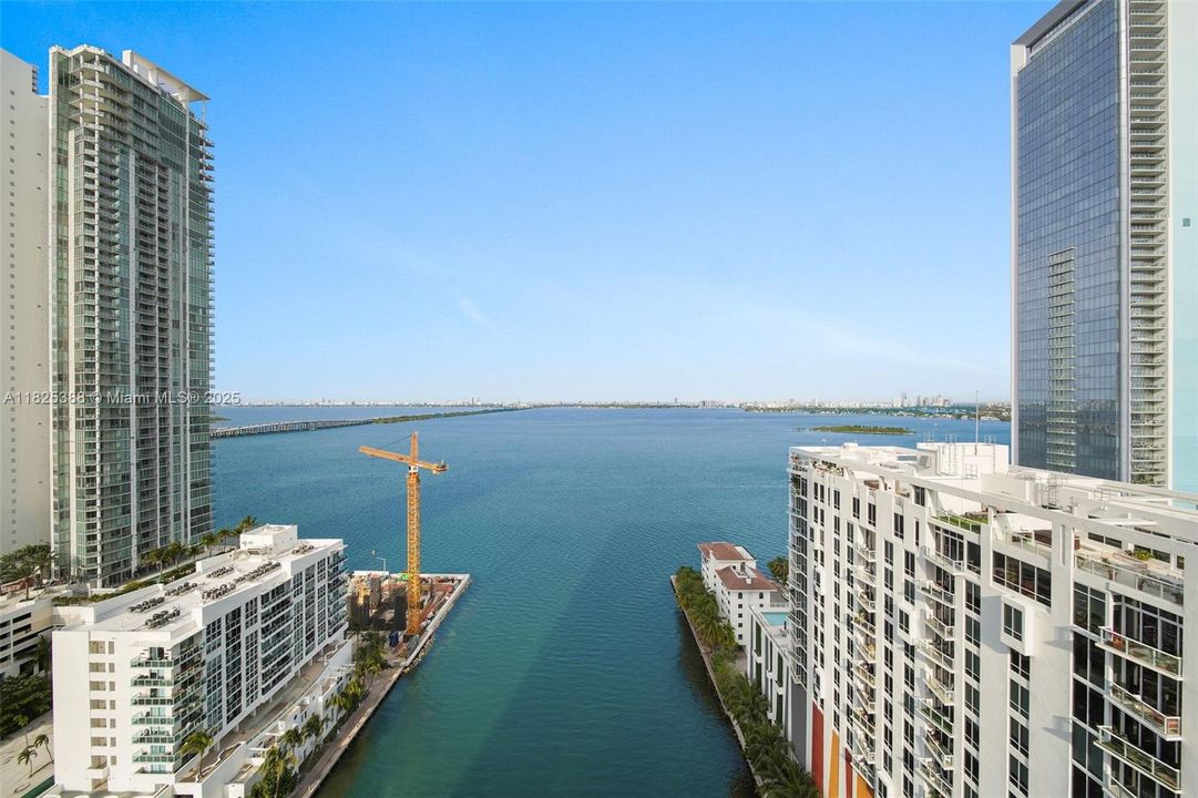 Vendido Recientemente: $765,000 (2 camas, 2 baños, 1095 Pies cuadrados)