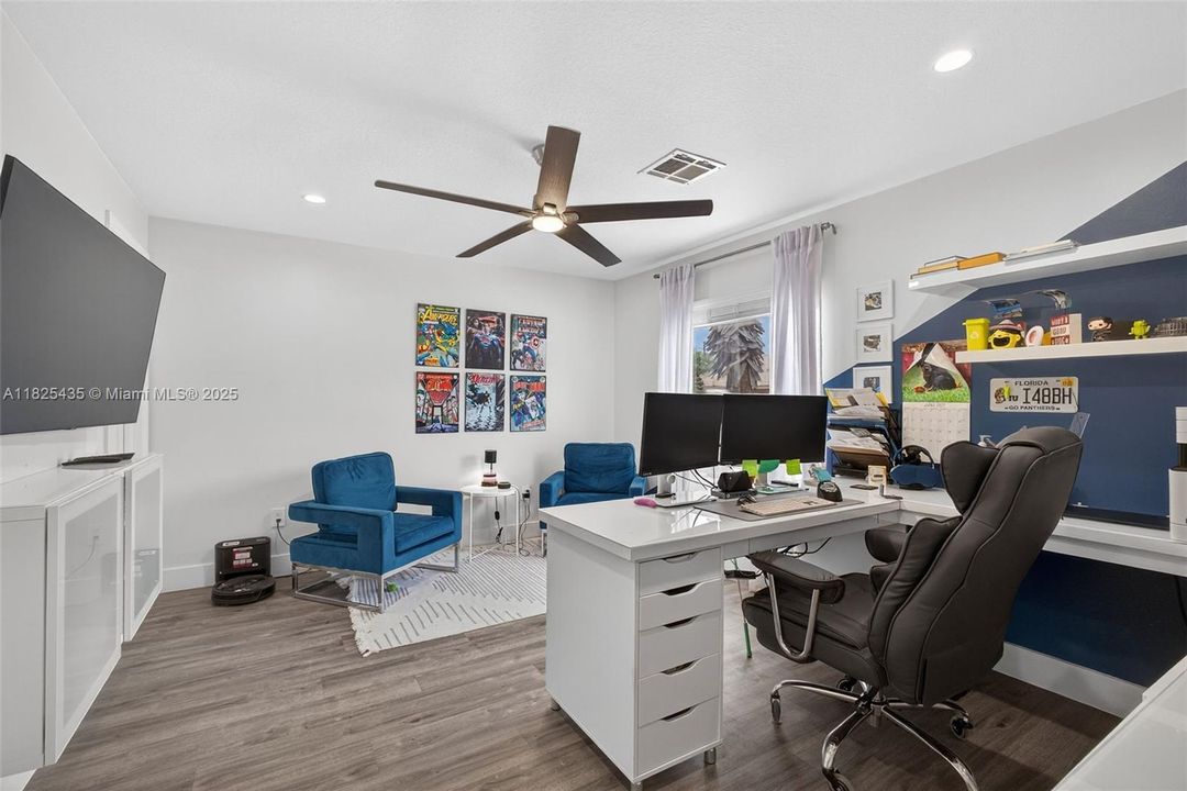 For Sale: $415,000 (2 beds, 2 baths, 1448 Square Feet)