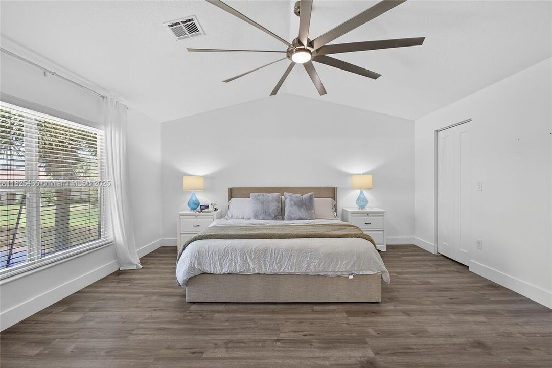 For Sale: $415,000 (2 beds, 2 baths, 1448 Square Feet)