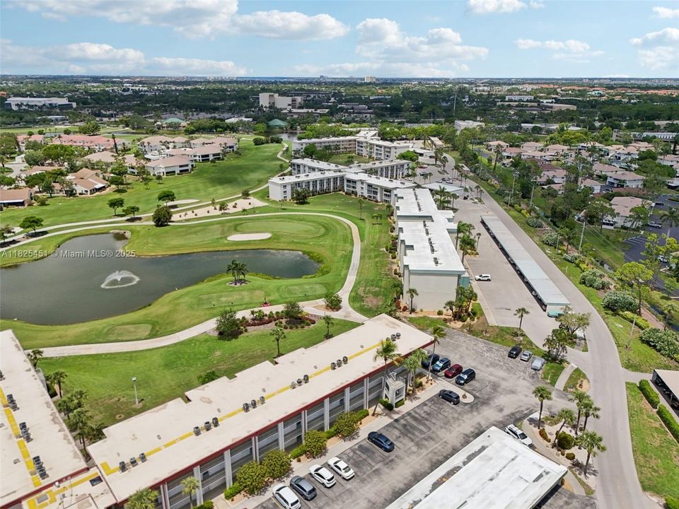 For Sale: $259,900 (2 beds, 2 baths, 1384 Square Feet)