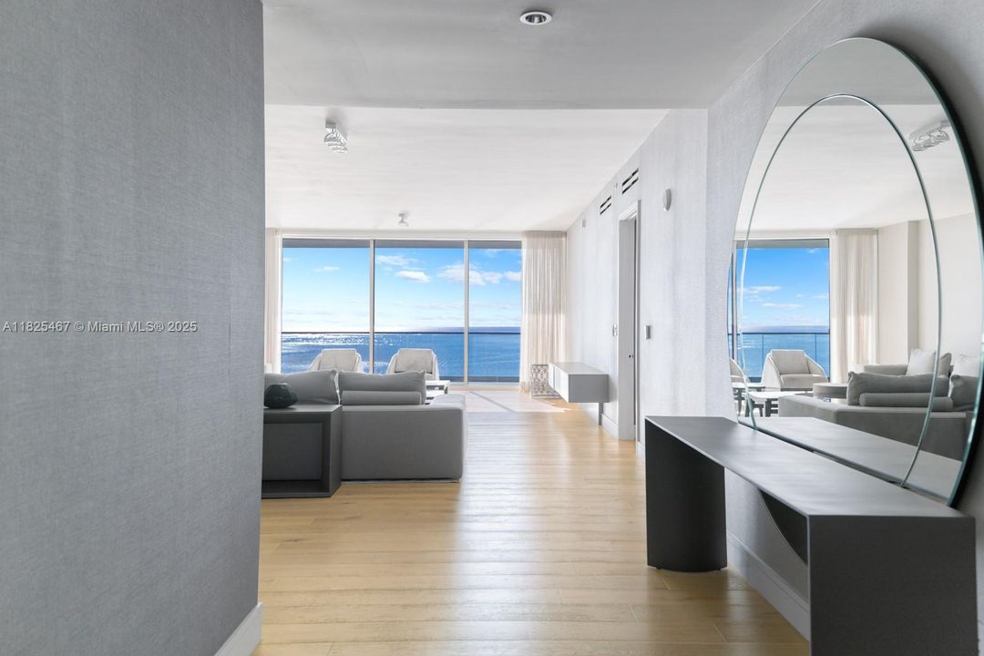 На продажу: $9,995,000 (3 спален, 4 ванн, 3592 Квадратных фут)