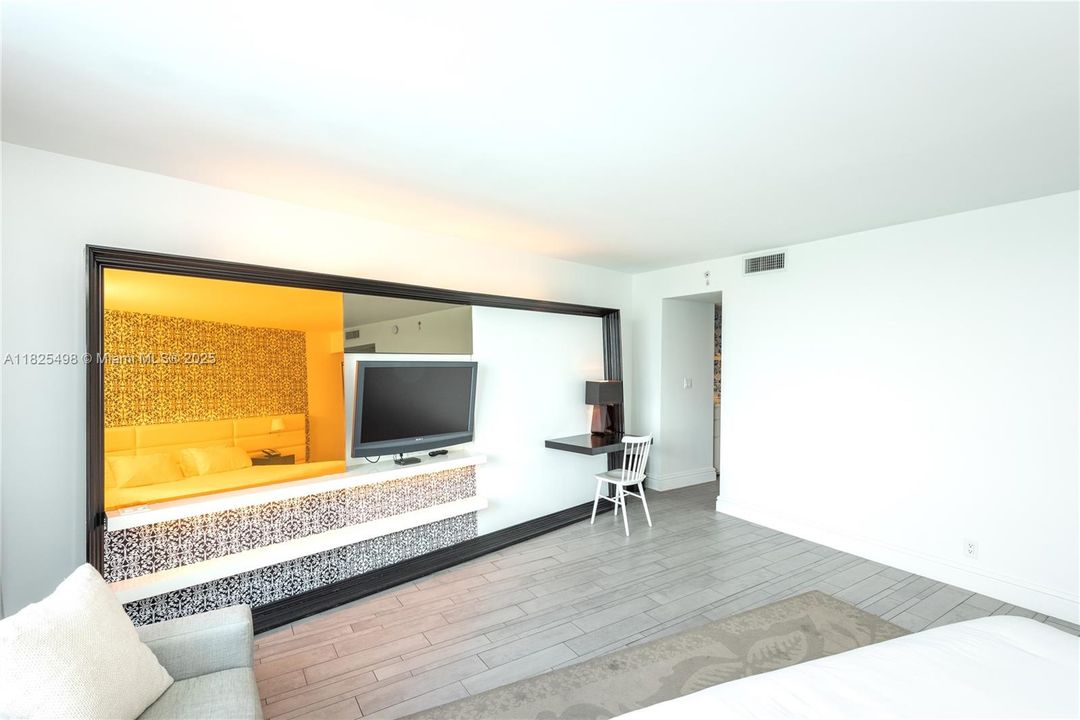 待售: $399,000 (0 贝兹, 0 浴室, 477 平方英尺)