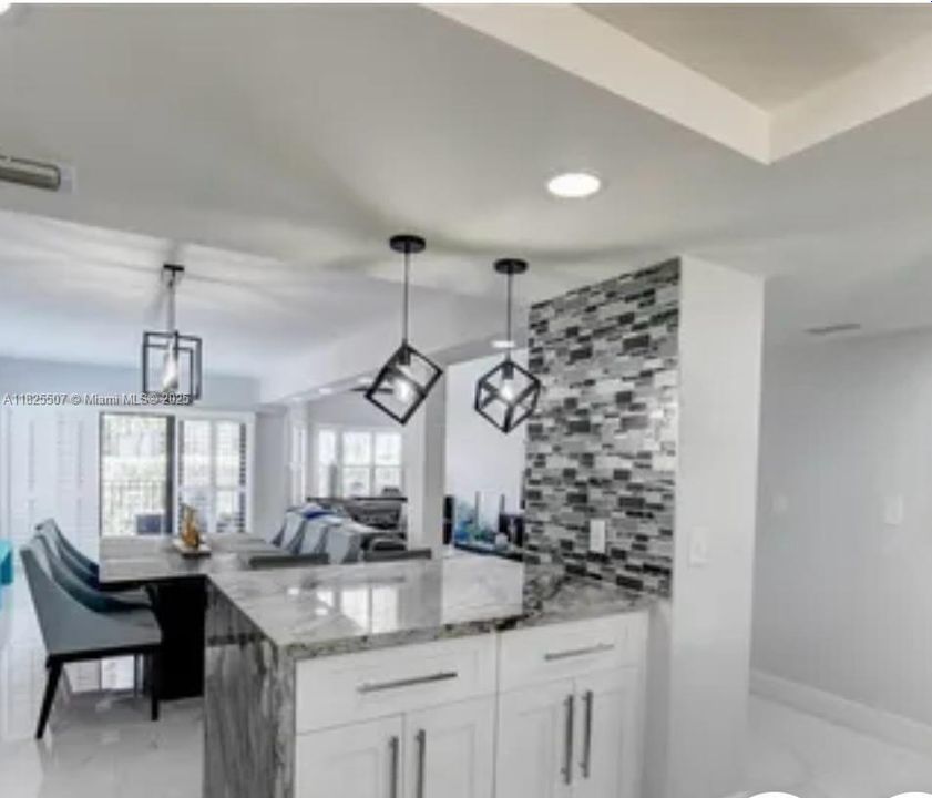 For Rent: $11,000 (2 beds, 2 baths, 1650 Square Feet)