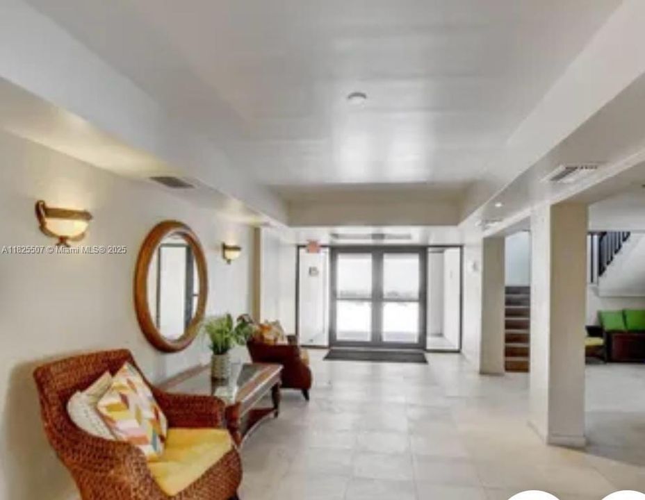 For Rent: $11,000 (2 beds, 2 baths, 1650 Square Feet)