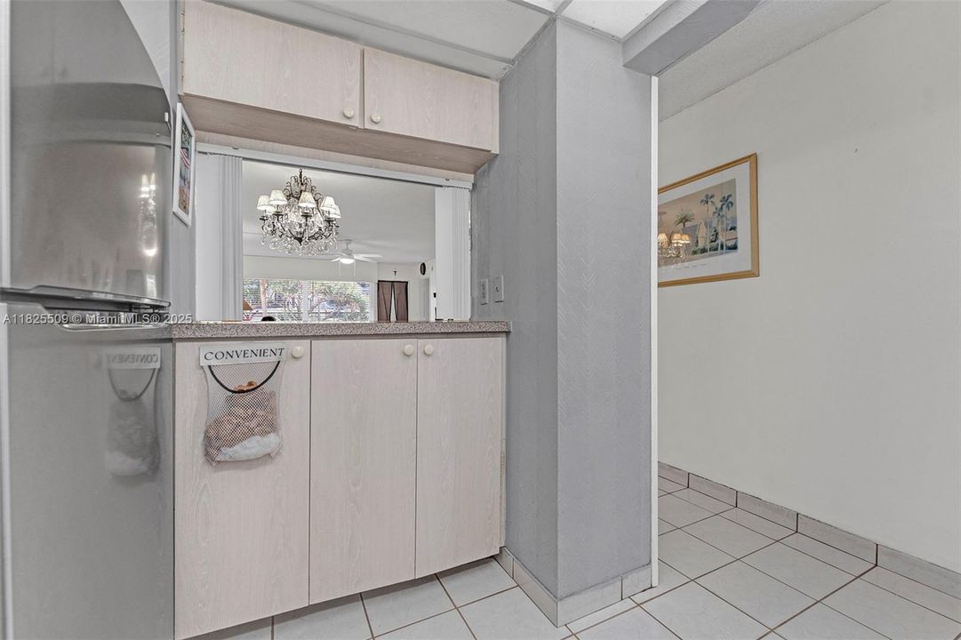 На продажу: $495,000 (2 спален, 2 ванн, 947 Квадратных фут)