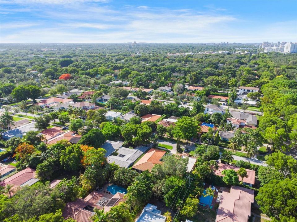 最近租的: $10,000 (3 贝兹, 2 浴室, 1894 平方英尺)