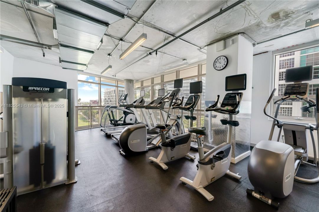 В аренду: $5,500 (2 спален, 2 ванн, 1190 Квадратных фут)