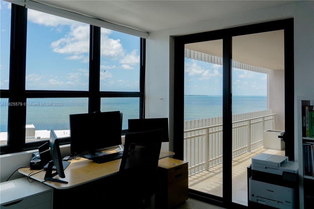 待售: $1,400,000 (2 贝兹, 2 浴室, 1882 平方英尺)