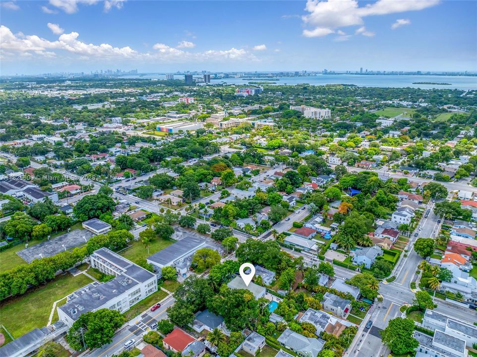 For Sale: $1,290,000 (3 beds, 2 baths, 1456 Square Feet)