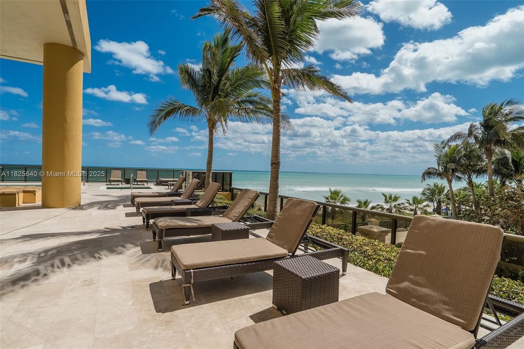 En Venta: $960,000 (2 camas, 2 baños, 1798 Pies cuadrados)