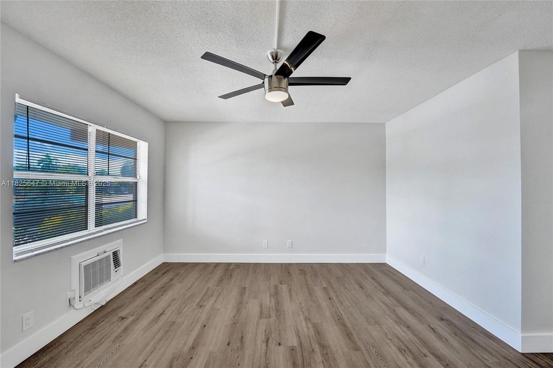 最近售出: $119,900 (1 贝兹, 1 浴室, 600 平方英尺)