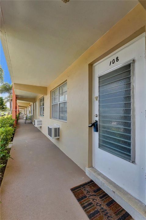 最近售出: $119,900 (1 贝兹, 1 浴室, 600 平方英尺)