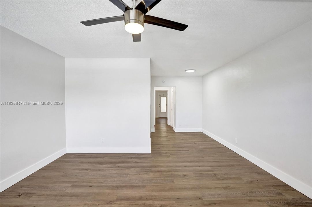 最近售出: $119,900 (1 贝兹, 1 浴室, 600 平方英尺)