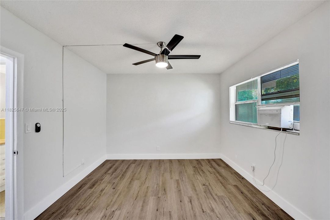 最近售出: $119,900 (1 贝兹, 1 浴室, 600 平方英尺)