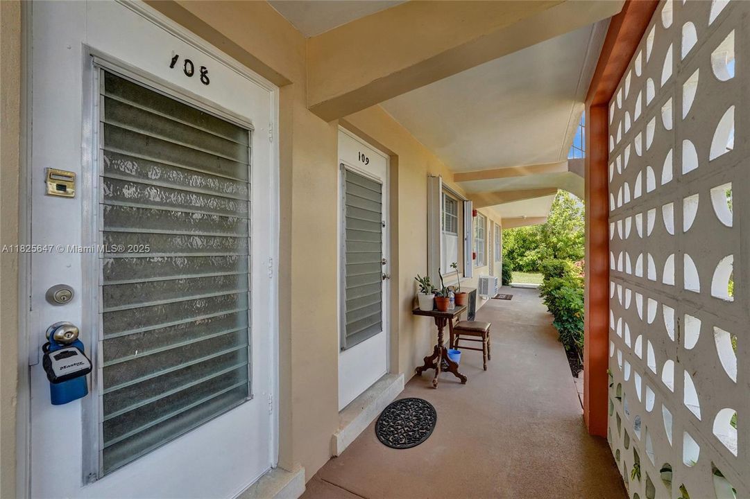 最近售出: $119,900 (1 贝兹, 1 浴室, 600 平方英尺)