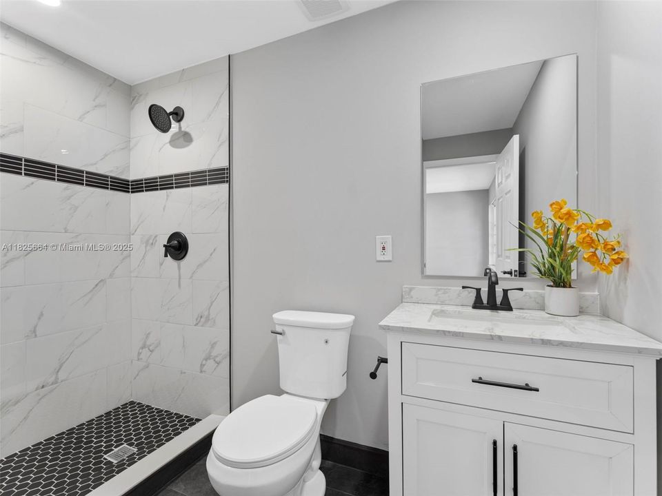 Activo con contrato: $312,000 (3 camas, 2 baños, 1154 Pies cuadrados)