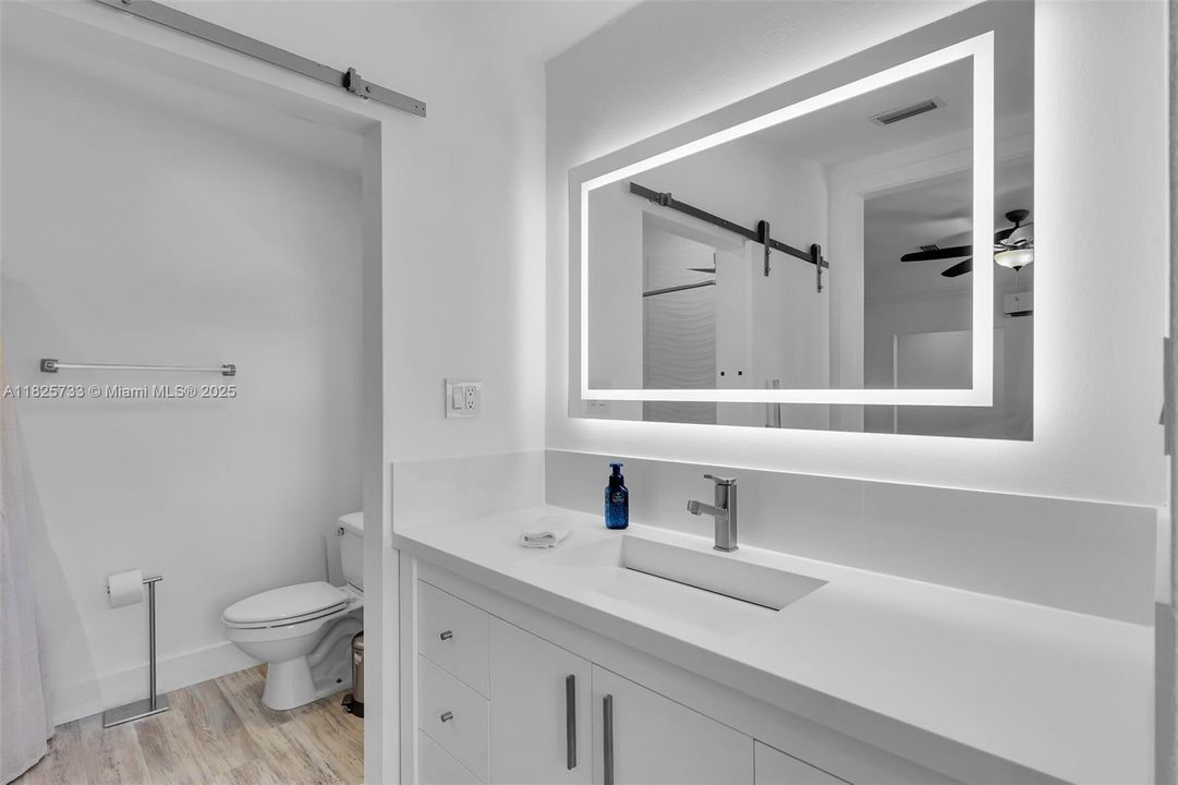 待售: $1,390,000 (3 贝兹, 2 浴室, 1551 平方英尺)