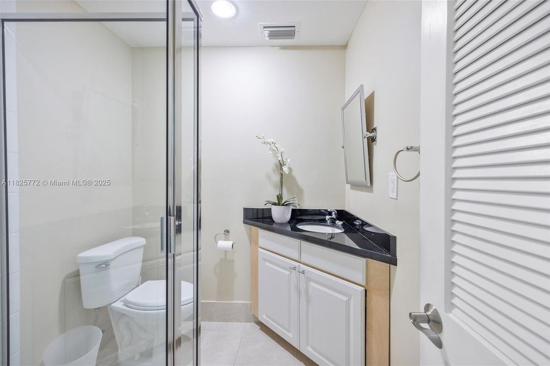 Recently Sold: $895,000 (4 beds, 3 baths, 2039 Square Feet)