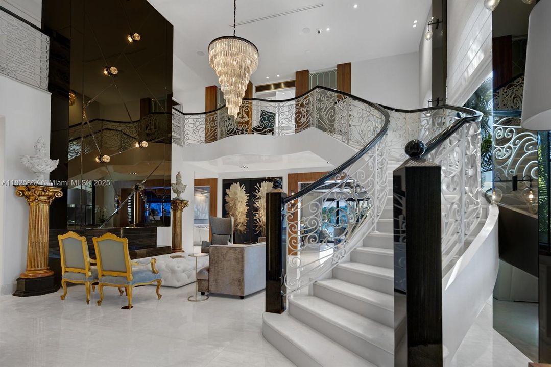 En Renta: $65,000 (6 camas, 6 baños, 6211 Pies cuadrados)