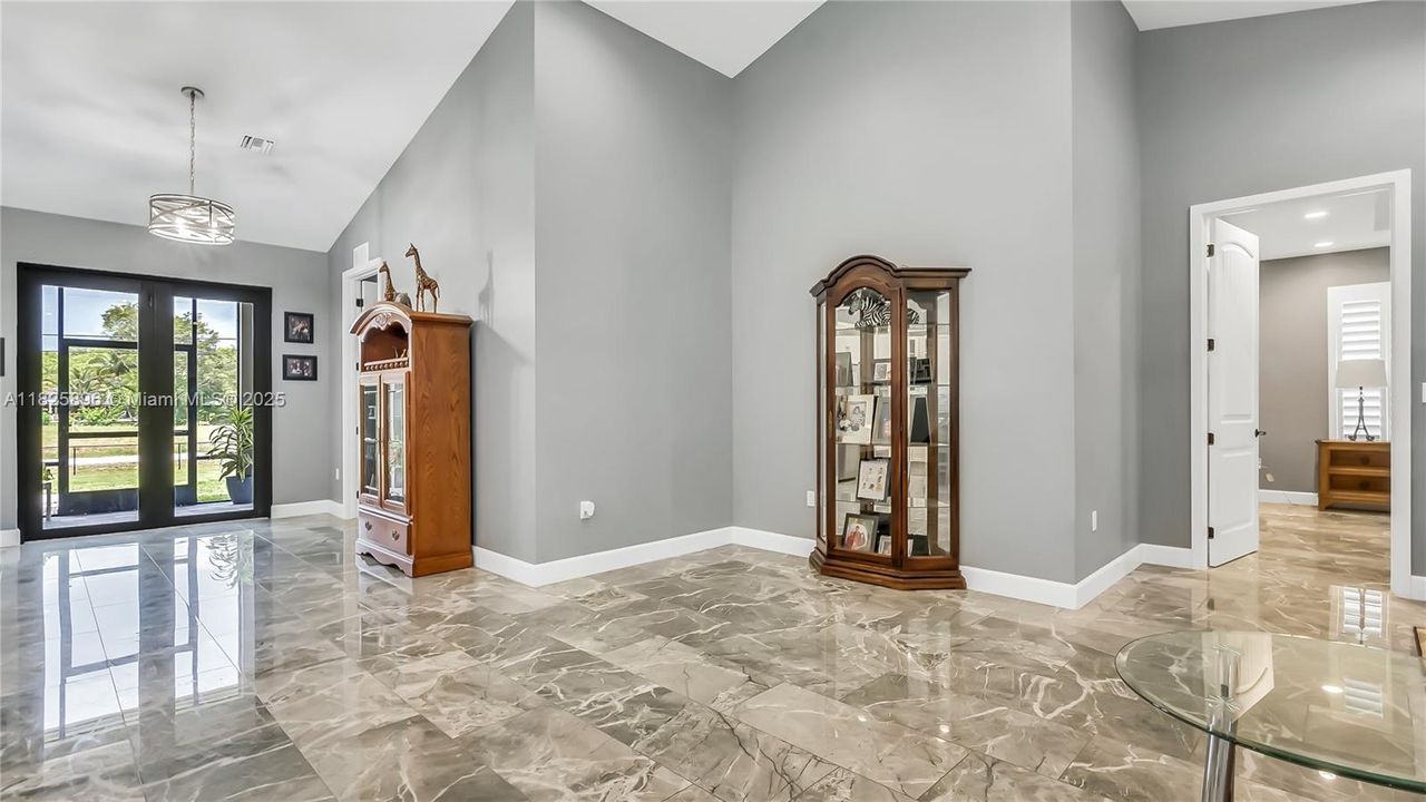 For Sale: $1,299,995 (5 beds, 3 baths, 2766 Square Feet)