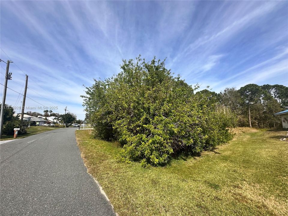 En Venta: $69,900 (0.23 acres)