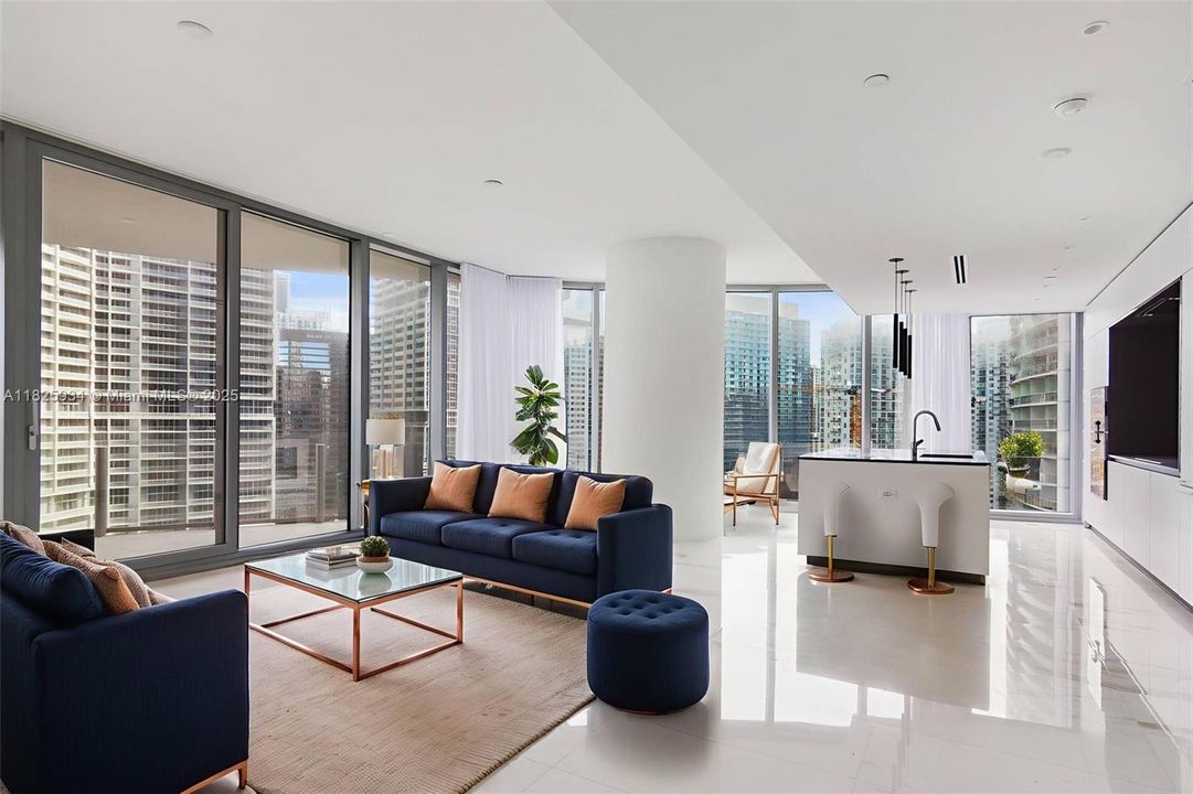 Recently Sold: $2,750,000 (3 beds, 2 baths, 2271 Square Feet)