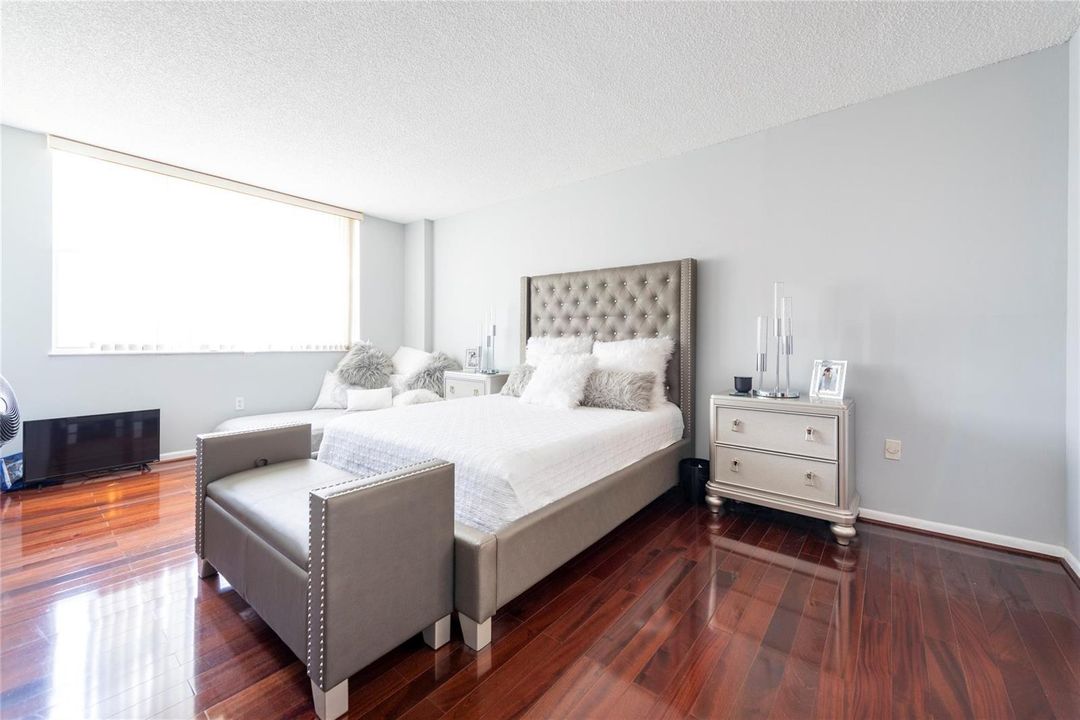 Spacious Master Bedroom