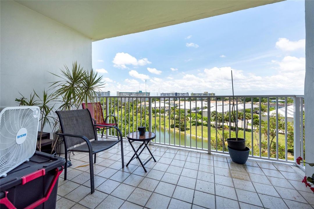 Relax & Enjoy - West facing