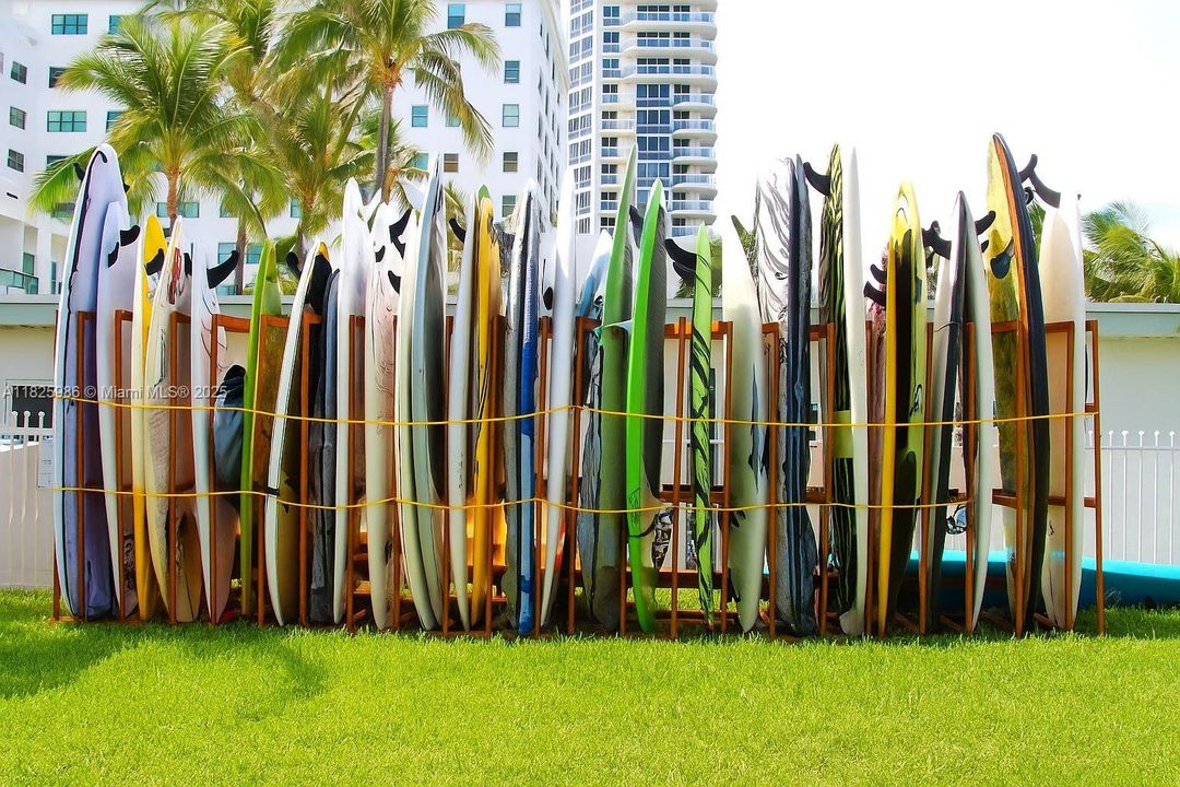 待售: $945,000 (2 贝兹, 2 浴室, 1440 平方英尺)