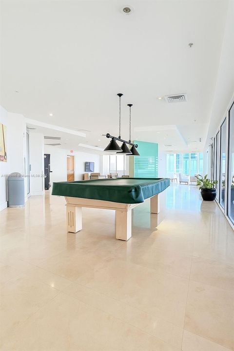 待售: $945,000 (2 贝兹, 2 浴室, 1440 平方英尺)