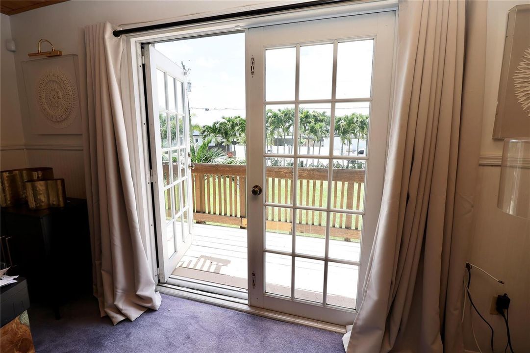 Photo 33