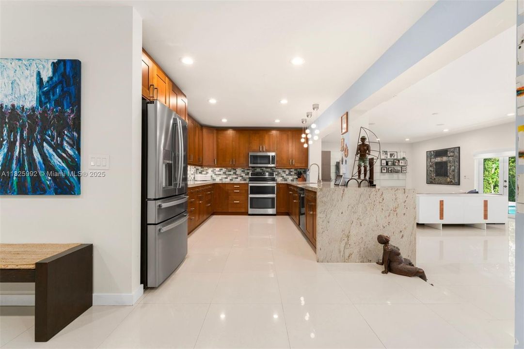 Recently Sold: $1,590,000 (5 beds, 4 baths, 3038 Square Feet)