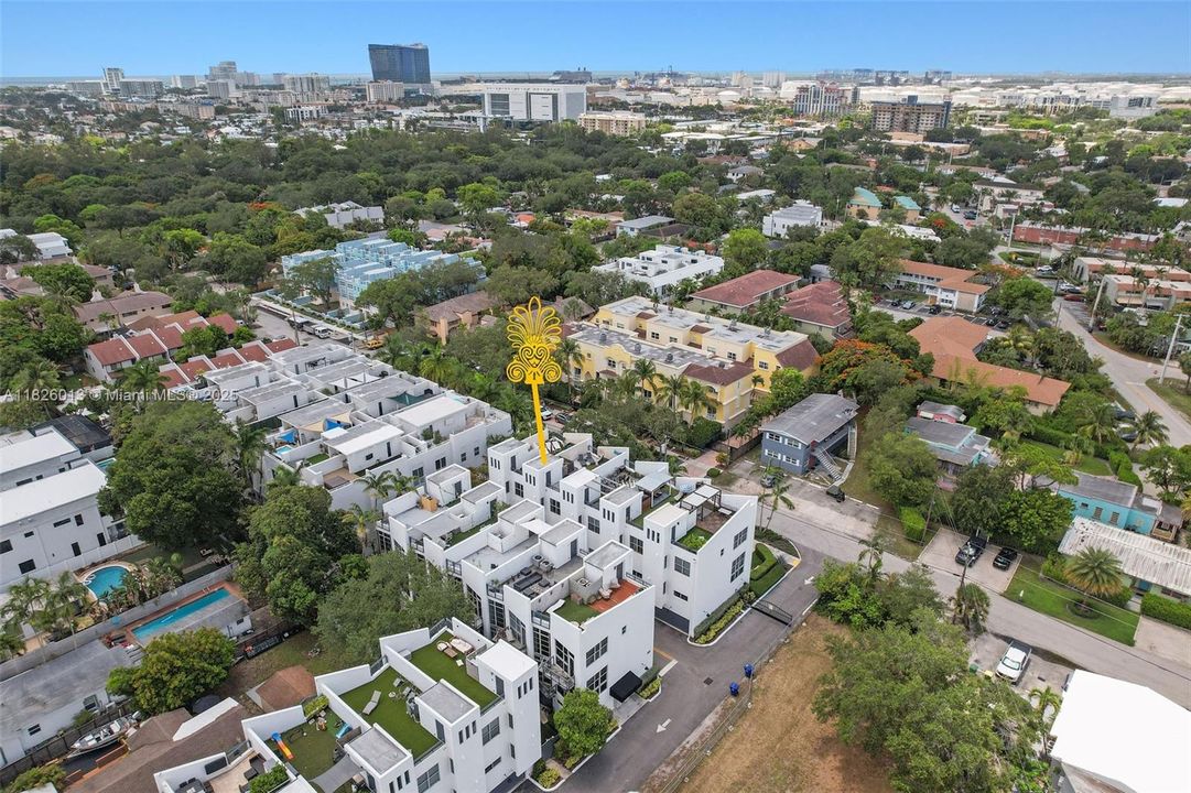 На продажу: $739,000 (3 спален, 3 ванн, 2005 Квадратных фут)