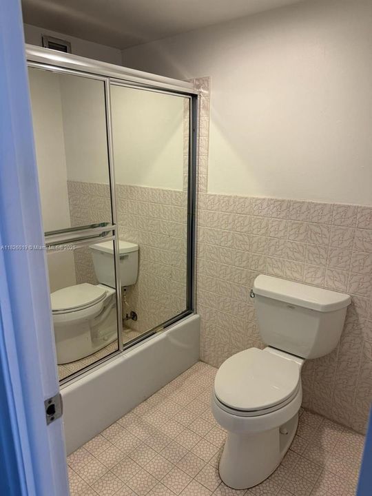 For Sale: $315,000 (2 beds, 2 baths, 1176 Square Feet)