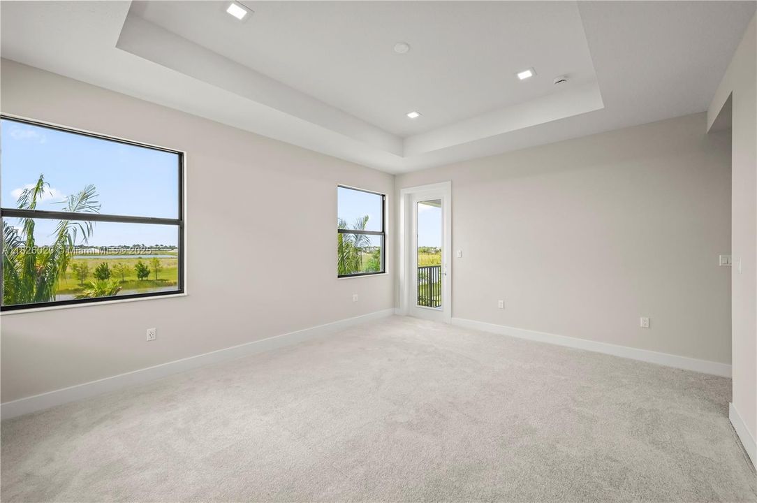 Recently Rented: $6,900 (5 beds, 5 baths, 3656 Square Feet)