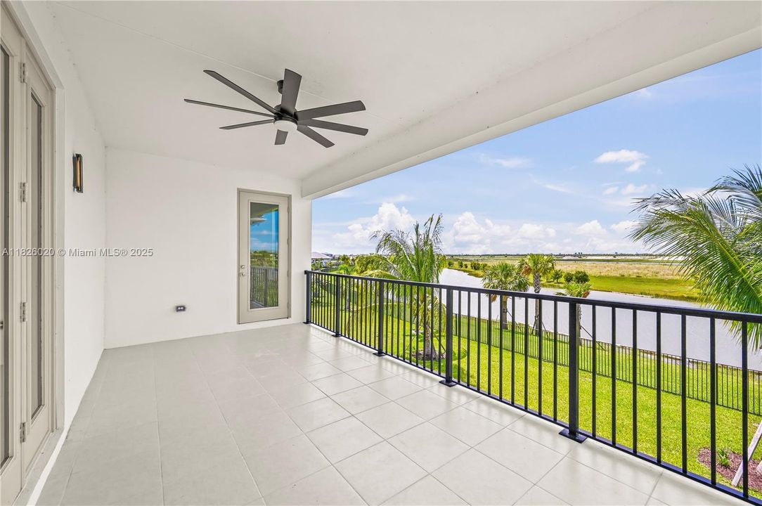 Recently Rented: $6,900 (5 beds, 5 baths, 3656 Square Feet)