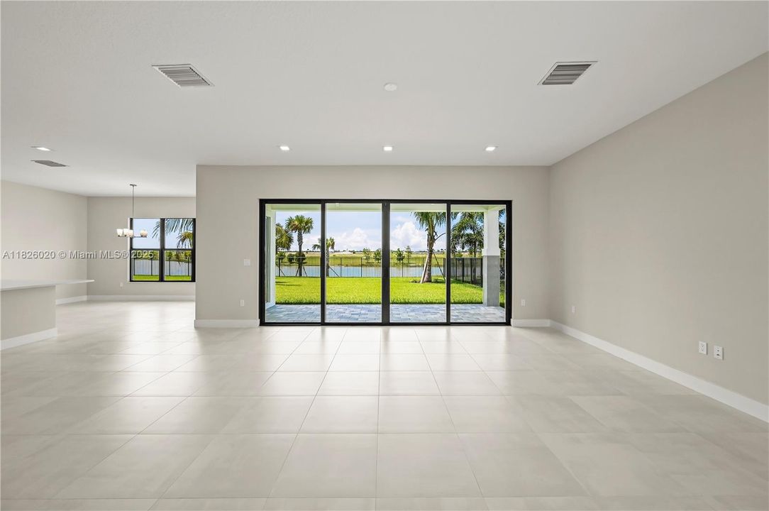 Recently Rented: $6,900 (5 beds, 5 baths, 3656 Square Feet)