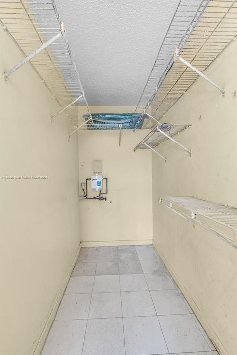 Vendido Recientemente: $119,900 (2 camas, 1 baños, 953 Pies cuadrados)