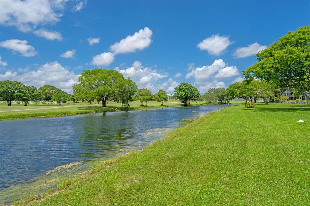 Vendido Recientemente: $119,900 (2 camas, 1 baños, 953 Pies cuadrados)