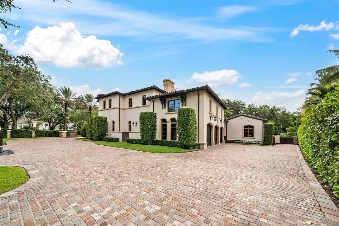 待售: $14,940,000 (7 贝兹, 6 浴室, 11493 平方英尺)