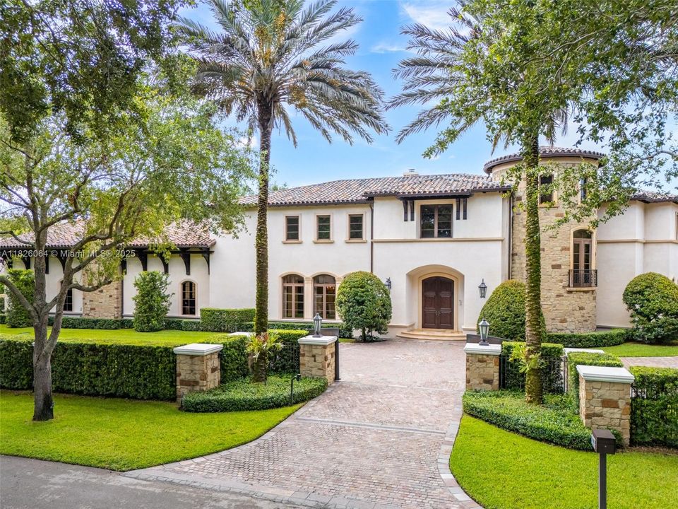 待售: $14,940,000 (7 贝兹, 6 浴室, 11493 平方英尺)