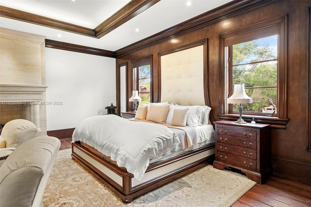 待售: $14,940,000 (7 贝兹, 6 浴室, 11493 平方英尺)