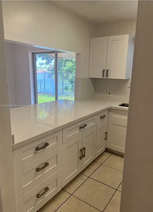 Recientemente alquilado: $2,750 (3 camas, 2 baños, 1843 Pies cuadrados)