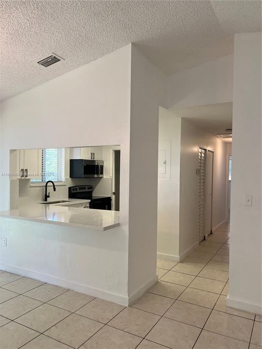 Recientemente alquilado: $2,750 (3 camas, 2 baños, 1843 Pies cuadrados)