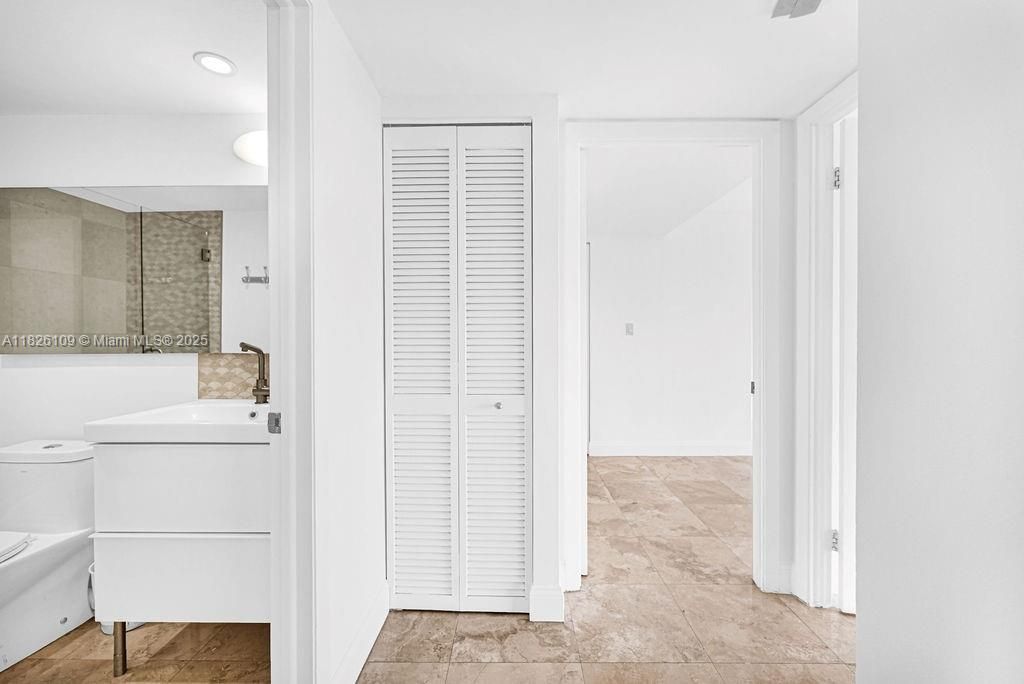 For Sale: $739,000 (2 beds, 2 baths, 1615 Square Feet)