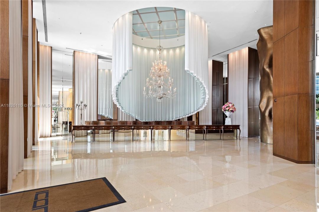 En Venta: $2,695,000 (2 camas, 2 baños, 1750 Pies cuadrados)