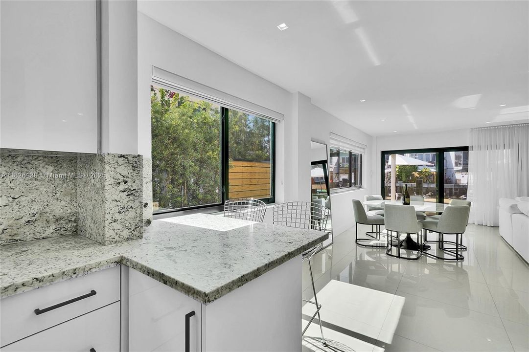 Recently Sold: $1,849,000 (3 beds, 3 baths, 1702 Square Feet)